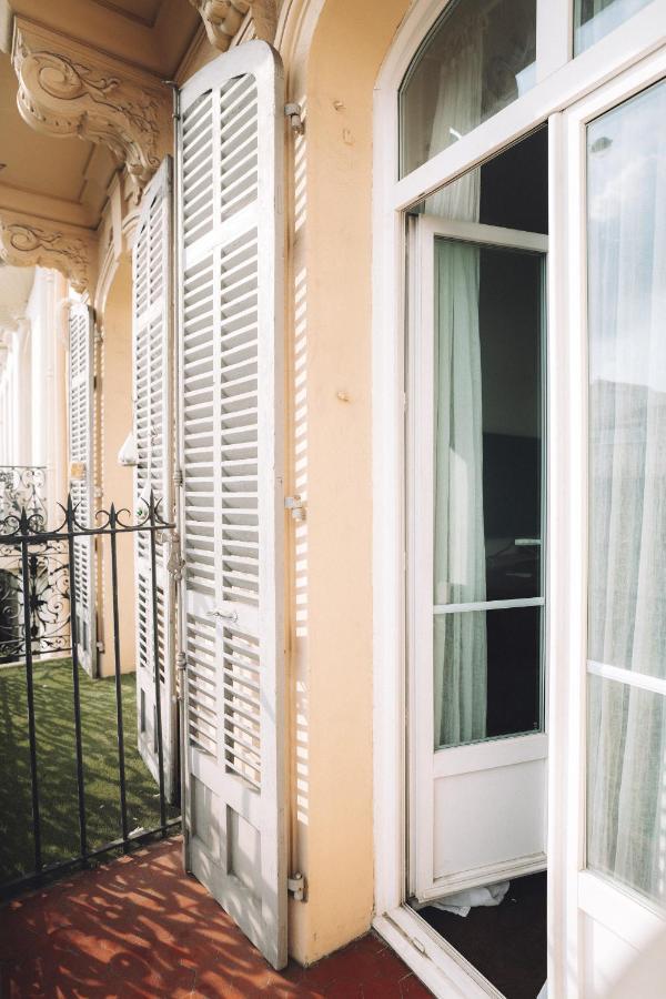 Cannes Centre Ville- Bel Appartement Studio + Mezzanine Exterior photo